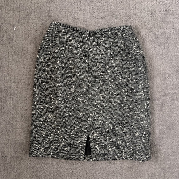 Lafayette 148 New York Salt And Pepper Tweed Pencil Skirt - Picture 3 of 4